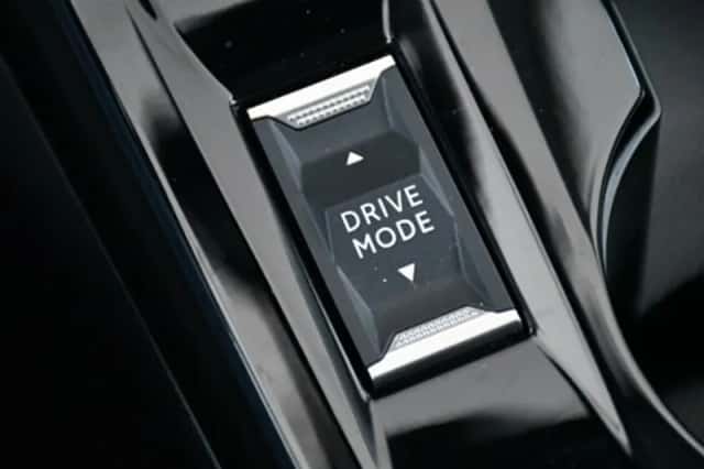 Peugeot 208 (2024) thumbnail 27