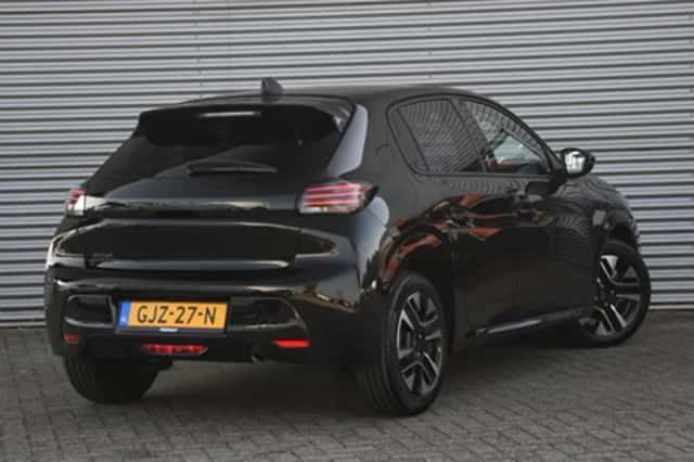 Peugeot 208 (2024) thumbnail 4
