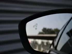 Peugeot 208 (2024) thumbnail 32