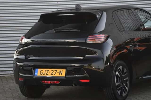 Peugeot 208 (2024) thumbnail 5