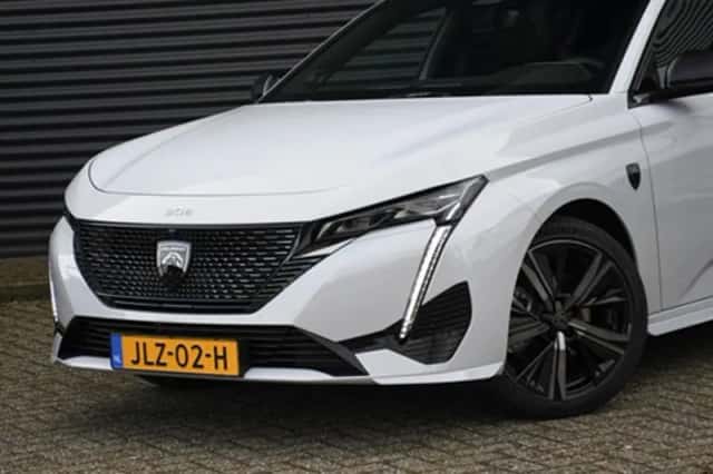 Peugeot 308 (2025) thumbnail 2