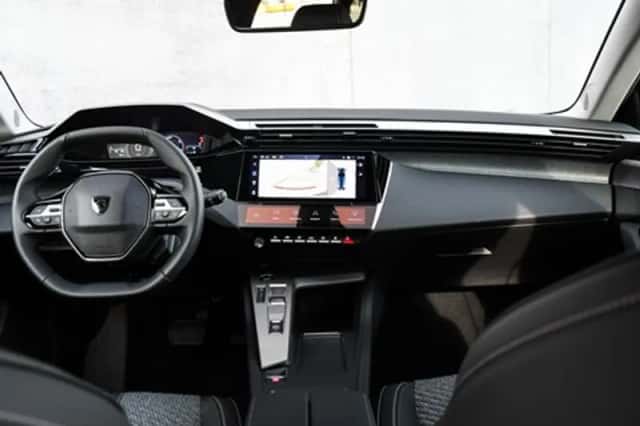Peugeot 308 (2025) thumbnail 17