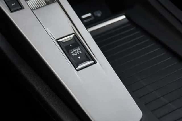 Peugeot 308 (2025) thumbnail 28