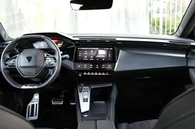Peugeot 408 (2024) thumbnail 14