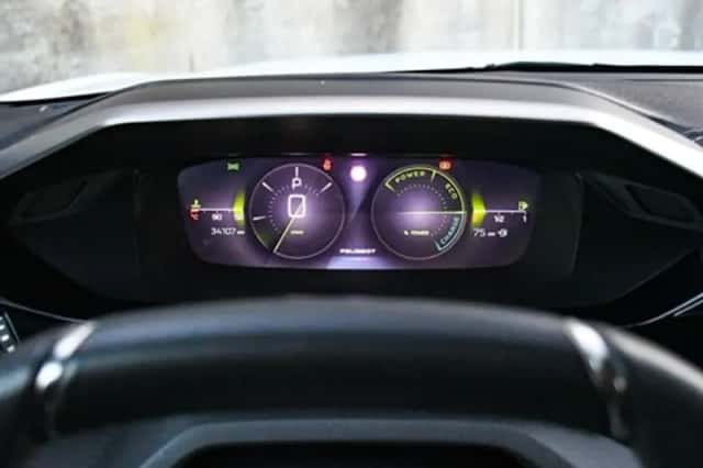 Peugeot 408 (2024) thumbnail 16