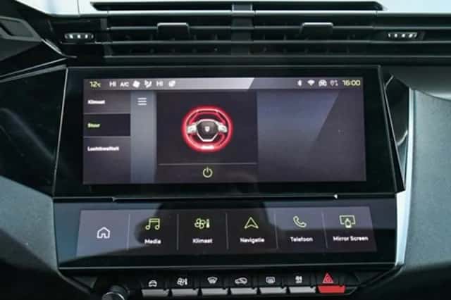 Peugeot 408 (2024) thumbnail 22
