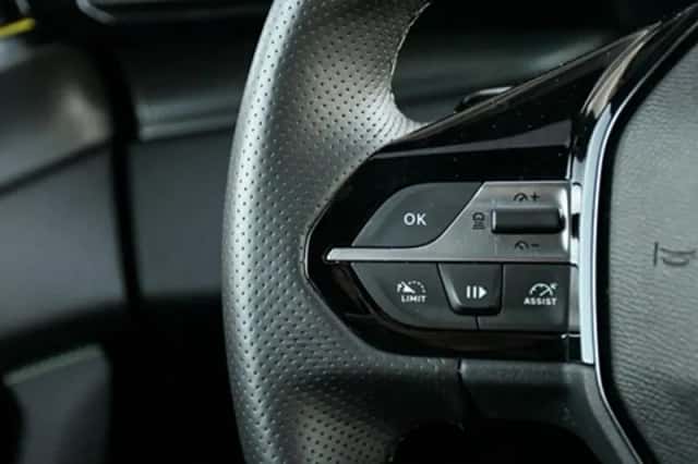 Peugeot 408 (2024) thumbnail 29