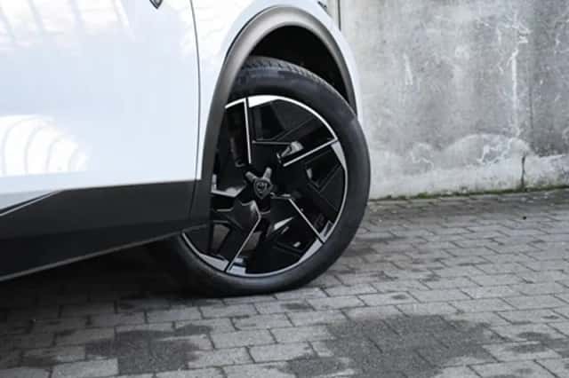 Peugeot 408 (2024) thumbnail 7
