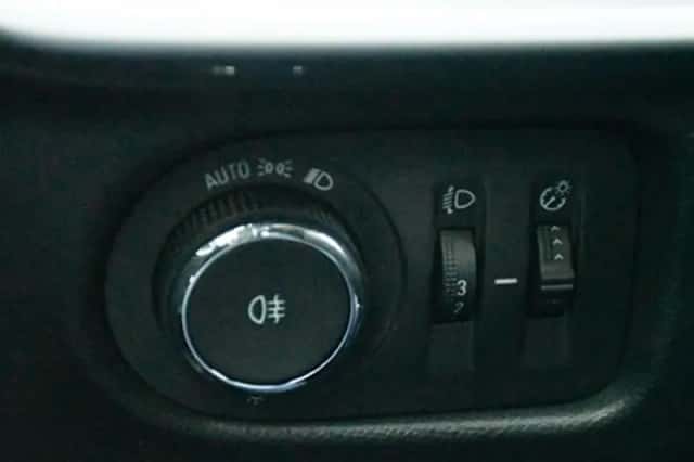 Opel Mokka (2024) thumbnail 29