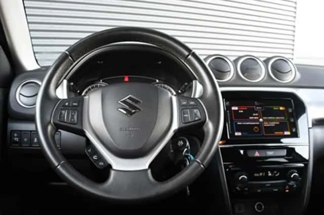 Suzuki Vitara (2020) thumbnail 14