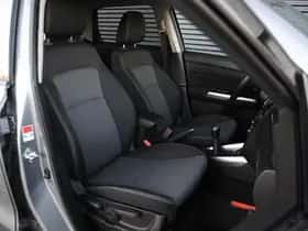Suzuki Vitara (2020) thumbnail 10