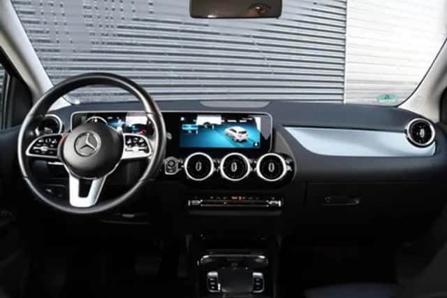 Mercedes-Benz B (2019) thumbnail 13