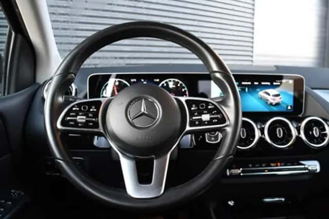 Mercedes-Benz B (2019) thumbnail 14