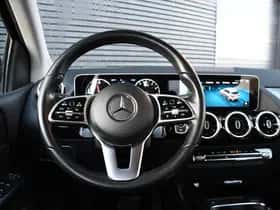 Mercedes-Benz B (2019) thumbnail 14