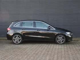 Mercedes-Benz B (2019) thumbnail 4