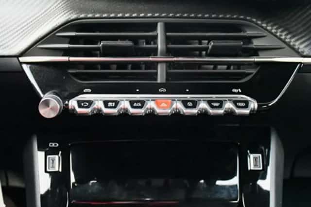 Peugeot 2008 (2025) thumbnail 22