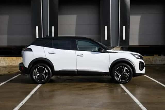 Peugeot 2008 (2025) thumbnail 4
