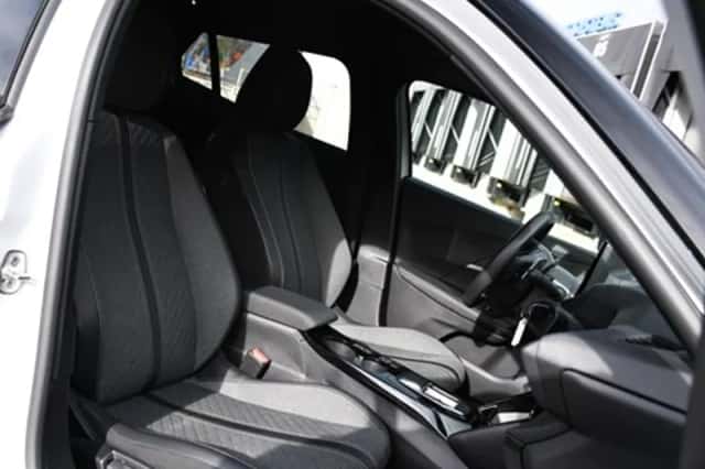 Peugeot 2008 (2025) thumbnail 10