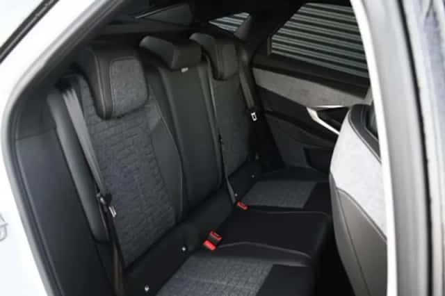 Peugeot 3008 (2025) thumbnail 12