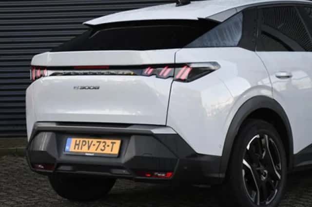 Peugeot 3008 (2025) thumbnail 6
