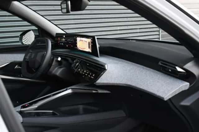 Peugeot 3008 (2025) thumbnail 10