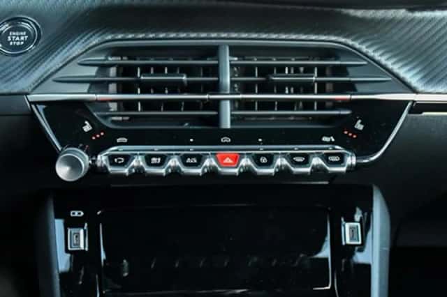 Peugeot 208 (2026) thumbnail 26