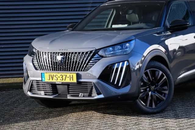 Peugeot e-2008 (2026) thumbnail 2