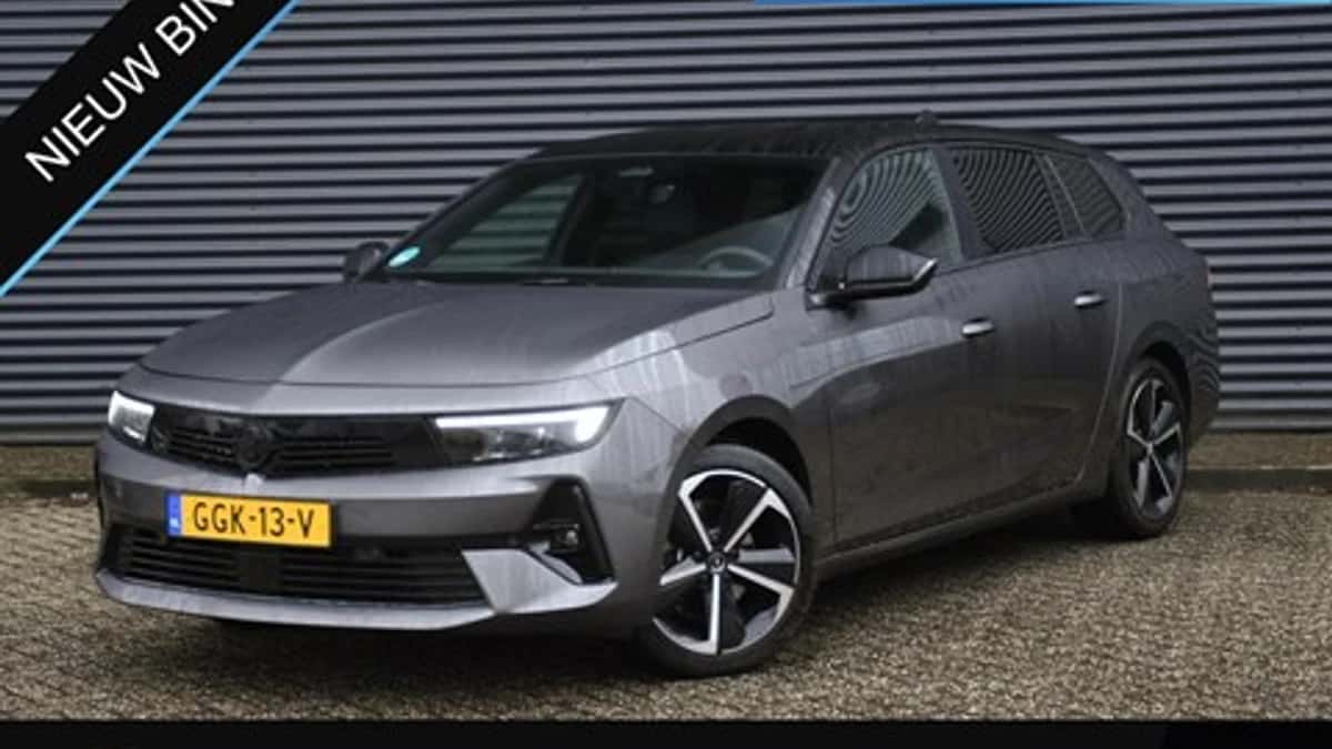 Opel Astra Sports Tourer (2024) — foto 1