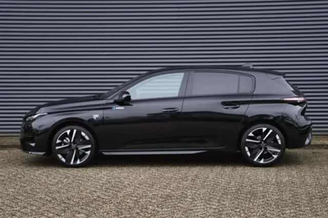 Peugeot 308 (2025) thumbnail 3