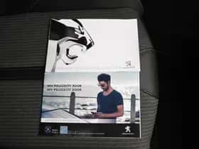 Peugeot 3008 (2021) thumbnail 32