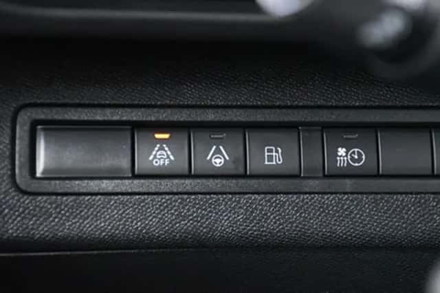 Peugeot 3008 (2022) thumbnail 28