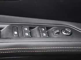 Peugeot 3008 (2022) thumbnail 31