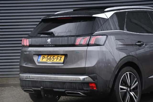 Peugeot 3008 (2022) thumbnail 5