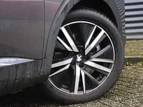 Peugeot 3008 (2022) thumbnail 7