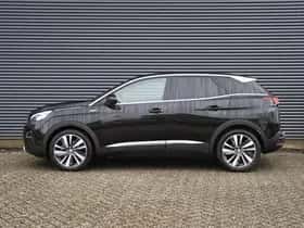 Peugeot 3008 (2018) thumbnail 3