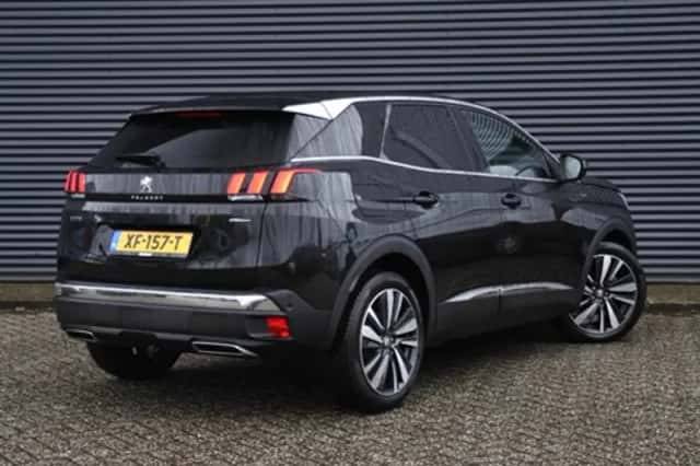 Peugeot 3008 (2018) thumbnail 5