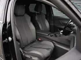 Peugeot 3008 (2018) thumbnail 9