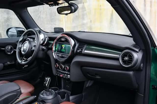 MINI Cooper (2019) thumbnail 11