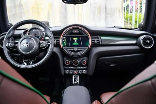 MINI Cooper (2019) thumbnail 20