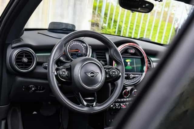 MINI Cooper (2019) thumbnail 21