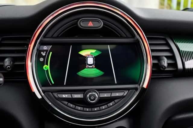 MINI Cooper (2019) thumbnail 25