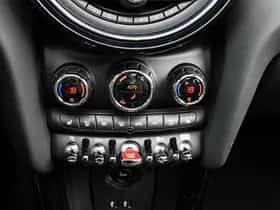 MINI Cooper (2019) thumbnail 32