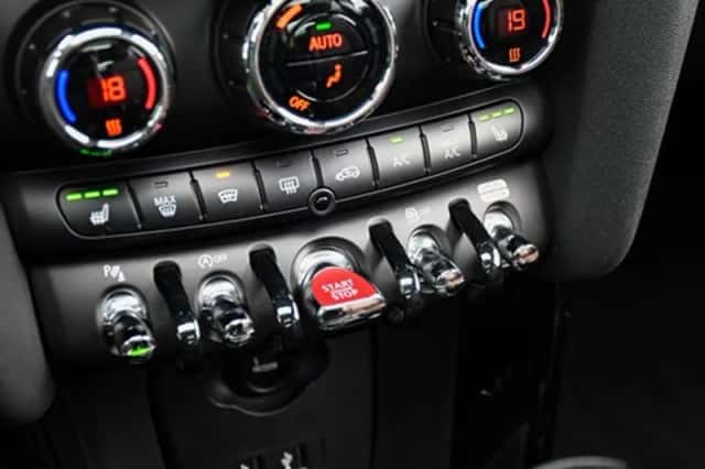 MINI Cooper (2019) thumbnail 33