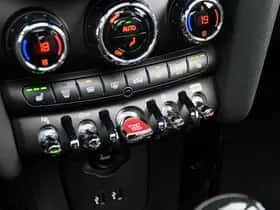 MINI Cooper (2019) thumbnail 33
