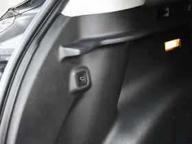 Jeep Compass (2023) thumbnail 17