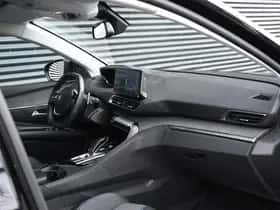 Peugeot 3008 (2021) thumbnail 9