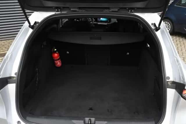 Opel Astra (2025) thumbnail 12