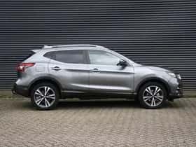 Nissan Qashqai (2018) thumbnail 4