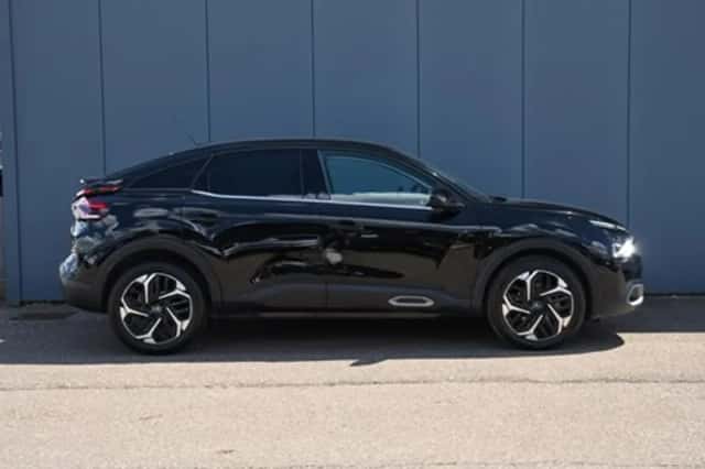 Citroën C4 (2022) thumbnail 2