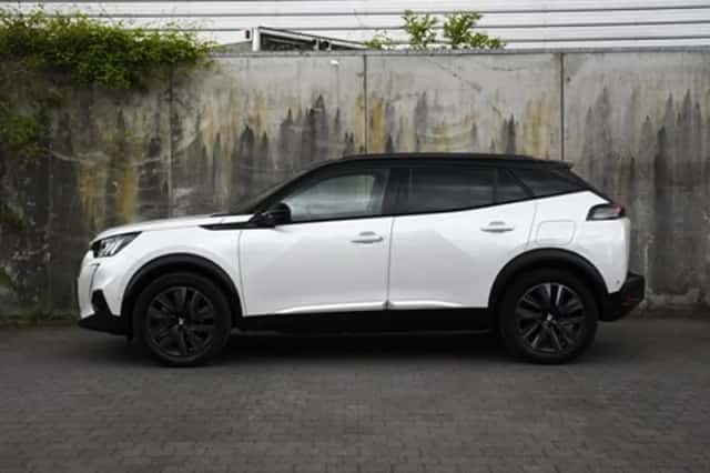 Peugeot e-2008 (2022) thumbnail 2
